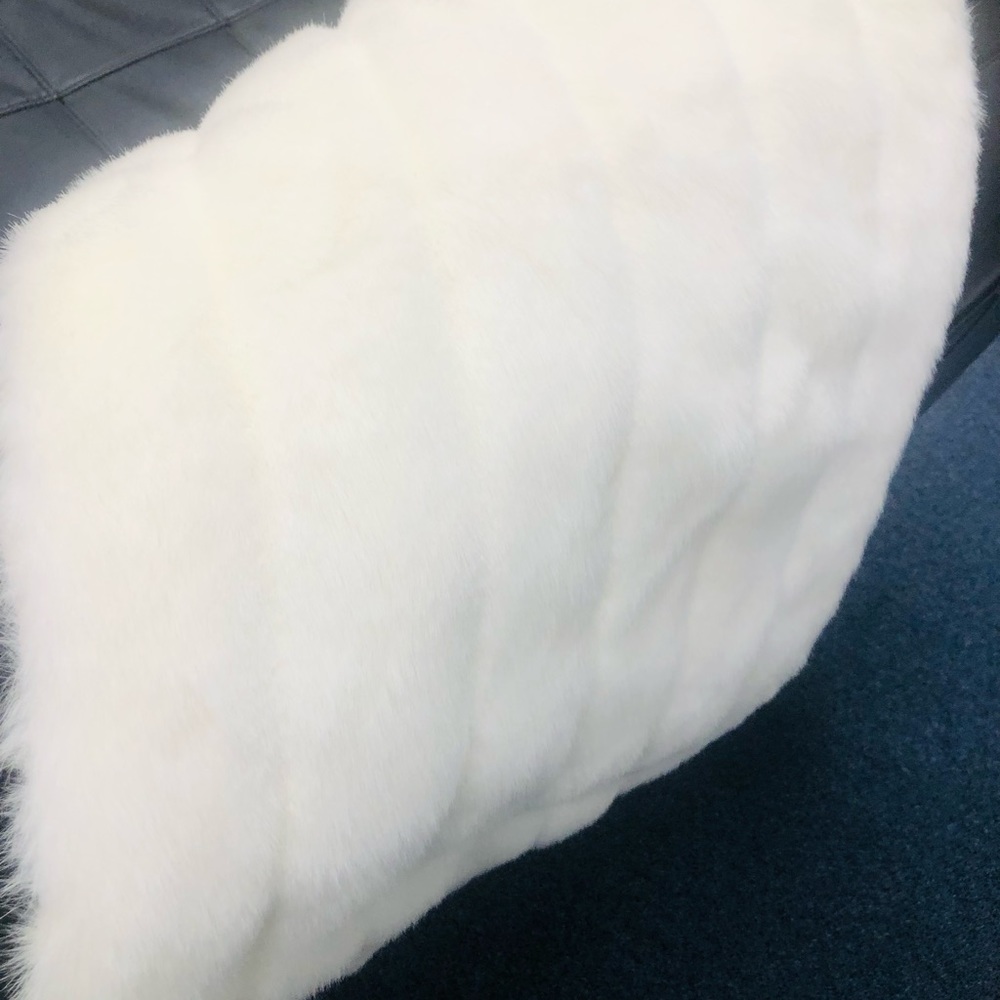 Ivory Faux Fur Wrap Stole